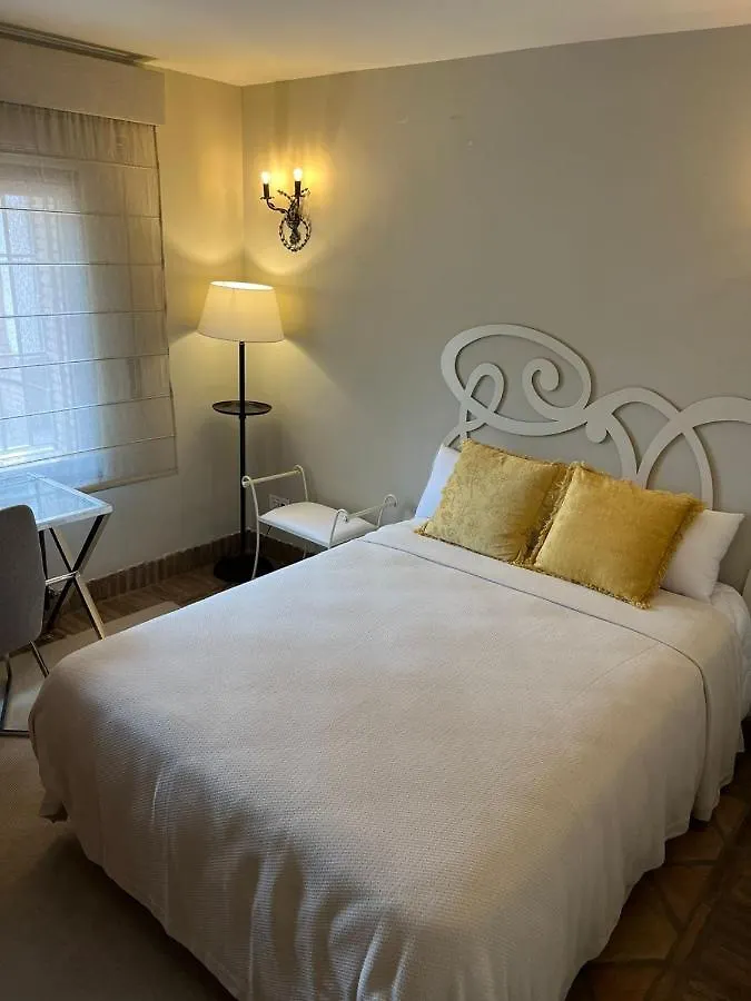 Authentic Andalucia Villa Marbella 0*,  Spain